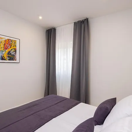Alta Mare - With Pool Apartment Lokva Rogoznica