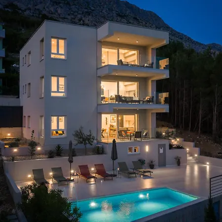 Апартаменти Alta Mare - With Pool Локва-Рогозниця